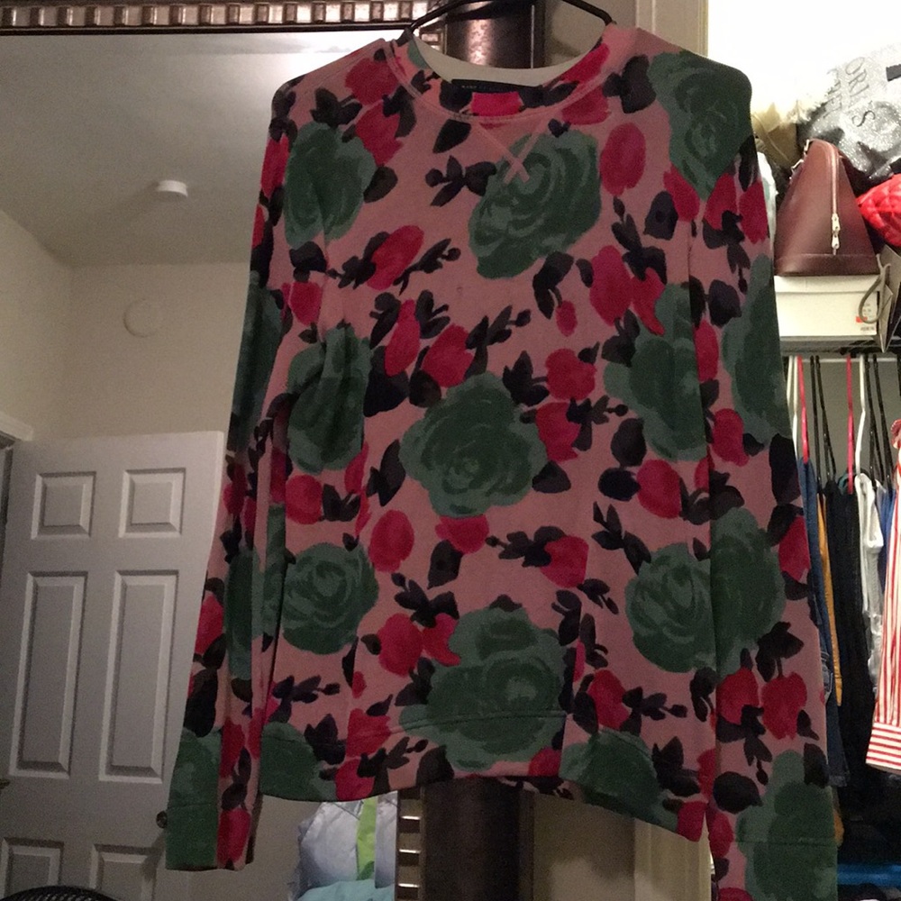 Marc Jacobs’s flower 🌸 sweater